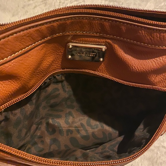 Nine West crossbody - Picture 6 of 7